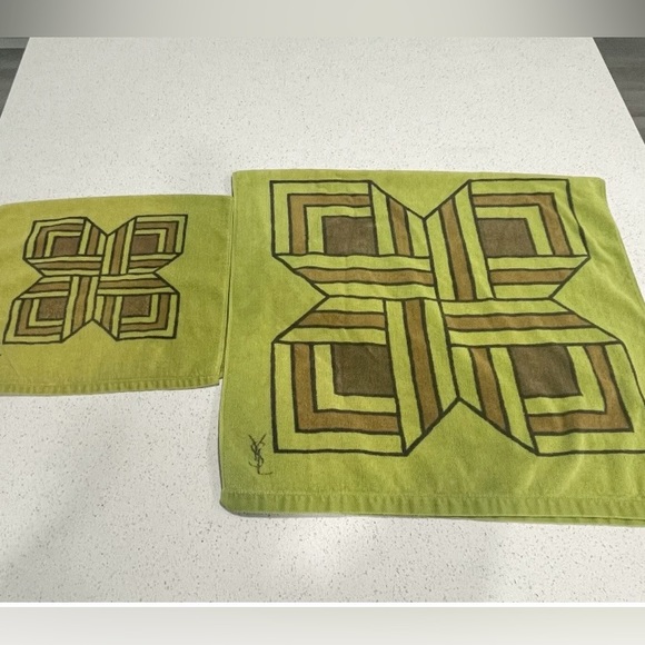 Yves Saint Laurent Bath Vintage Ysl Geometric Fieldcrest Towel Set